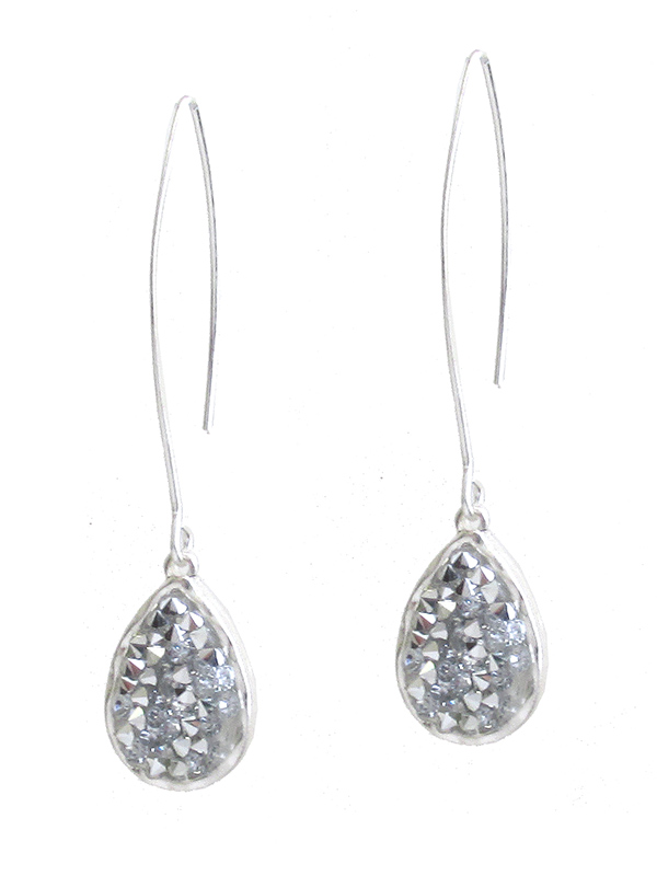 MULTI CRYSTAL TEARDROP EARRING