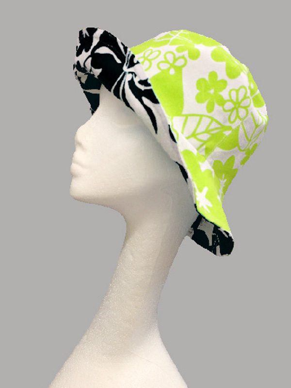 Flower print reversible hat
