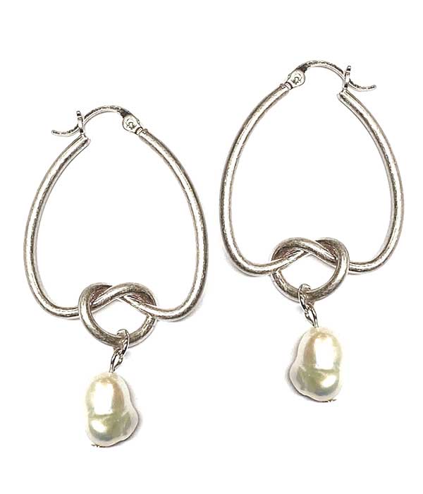 WIRE ART FRESHWATER PEARL DROP EARRING