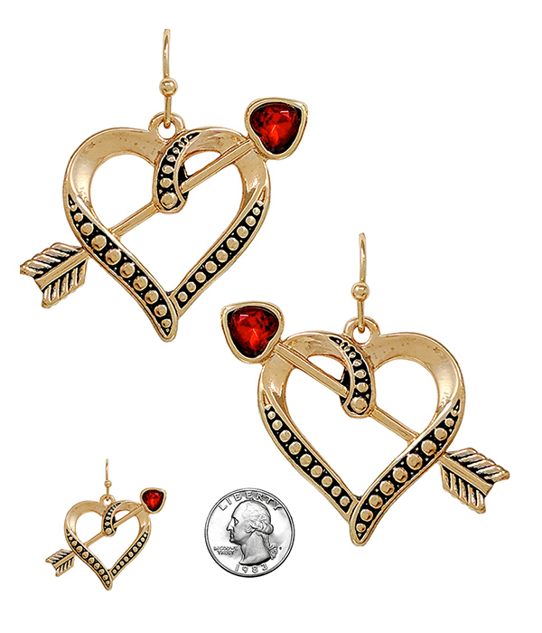 VALENTINE THEME HEART AND ARROW EARRING