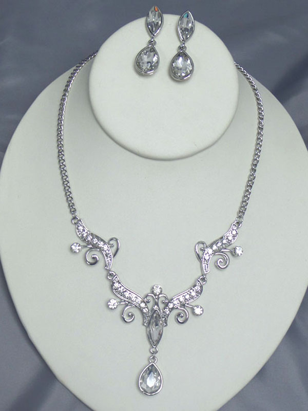 Crystal and glass drop party necklace earring set