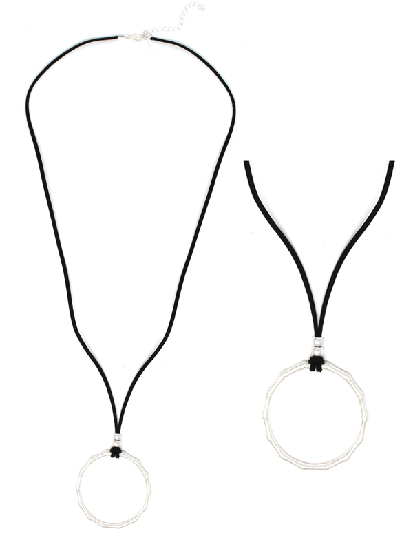 Metal ring pendant and suede chain necklace