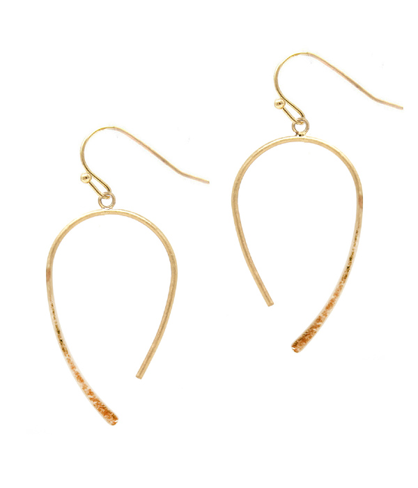 METAL WIRE ELLIPTICAL HOOP EARRING