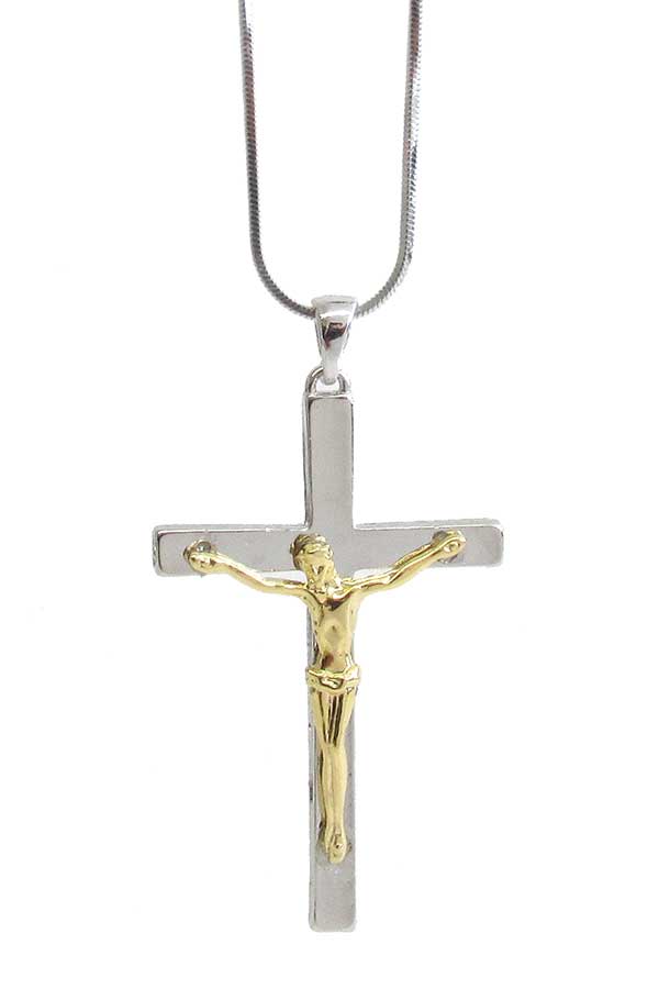 WHITEGOLD PLATING JESUS ON CROSS PENDANT NECKLACE