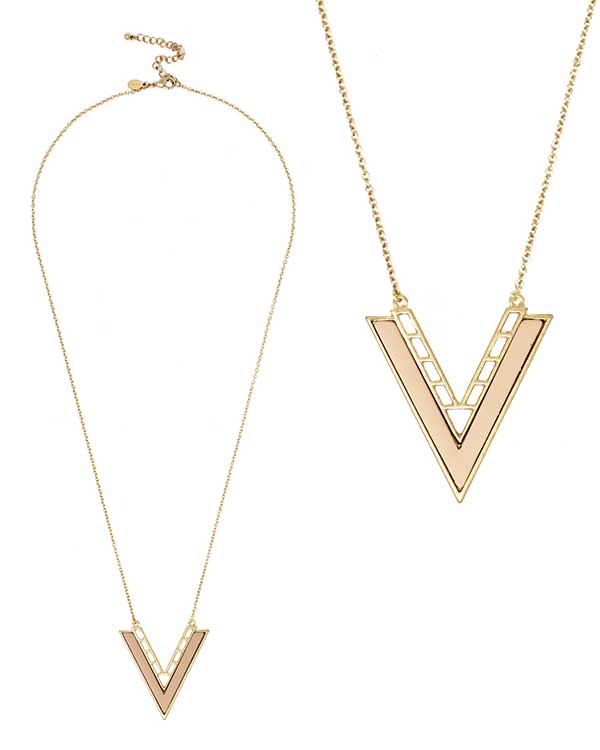 Chevron pendant long necklace