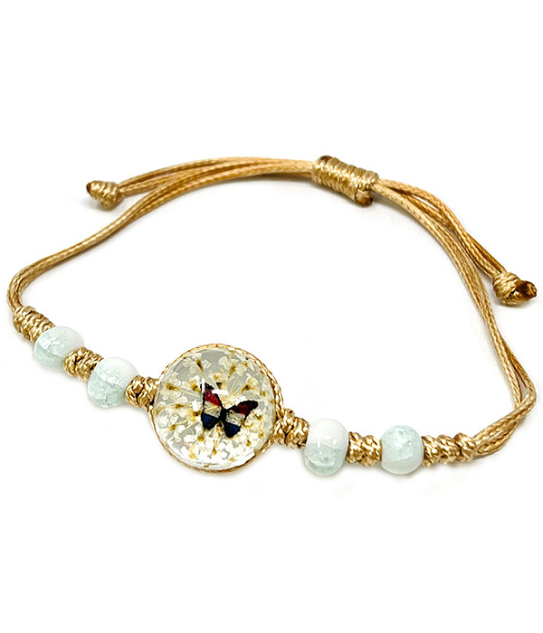 DRY FLOWER AND BUTTERFLY CABOCHON PULL TIE BRACELET