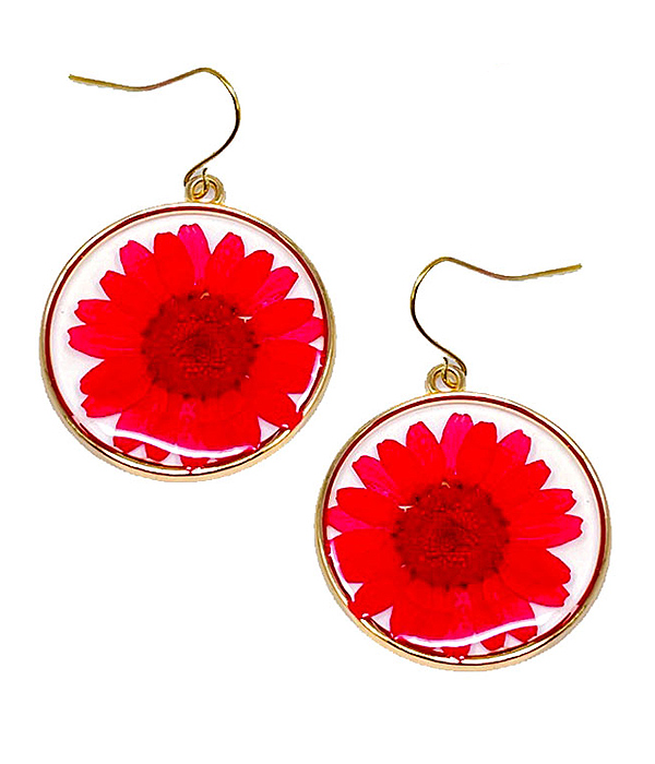 DRY FLOWER DISC CABOCHON EARRING