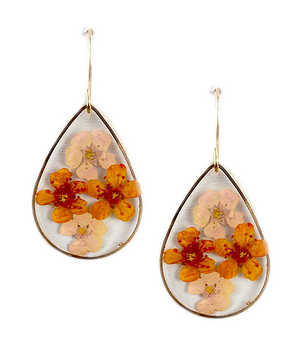 DRY FLOWER TEARDROP CABOCHON EARRING