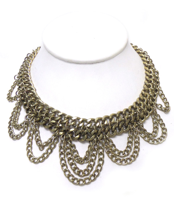 Thick metal chain with drop necklace