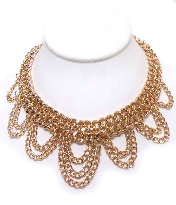 Thick metal chain with drop necklace