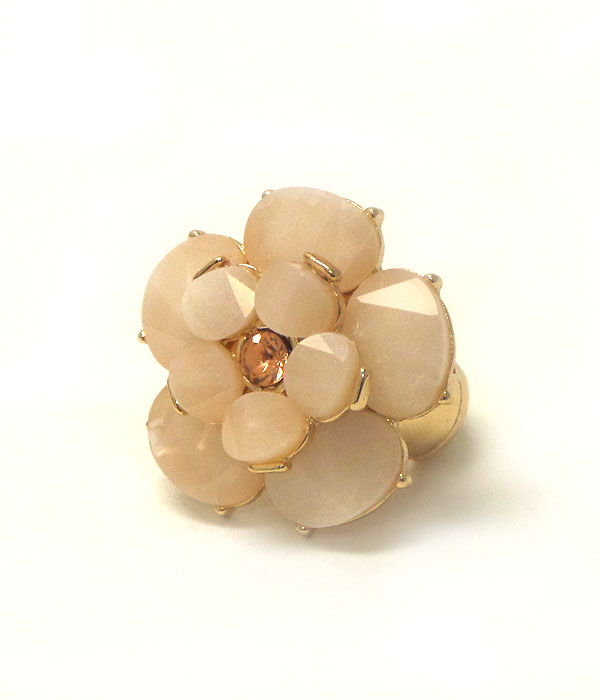 Acrylic stone and crystal center flower stretch ring