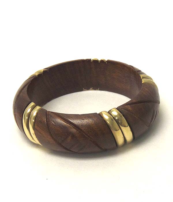 METAL STRIPE ACCENT WOODEN BANGLE BRACELET