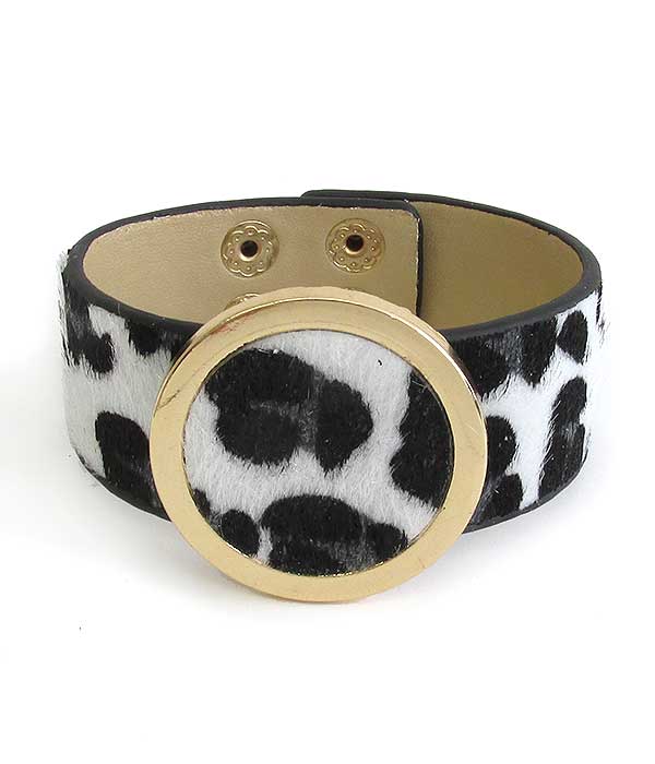 Metal ring and animal print fur leatherette band bracelet