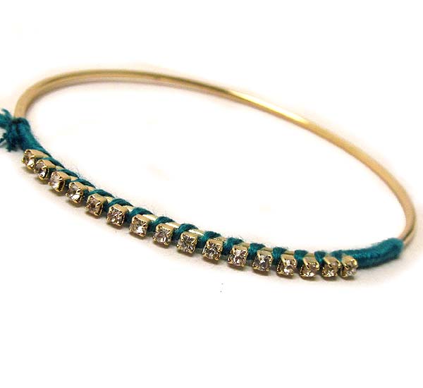 Multi crystal and thin cord on bangle