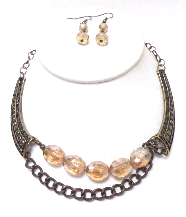 Glass stone and vintage metal chain and choket set