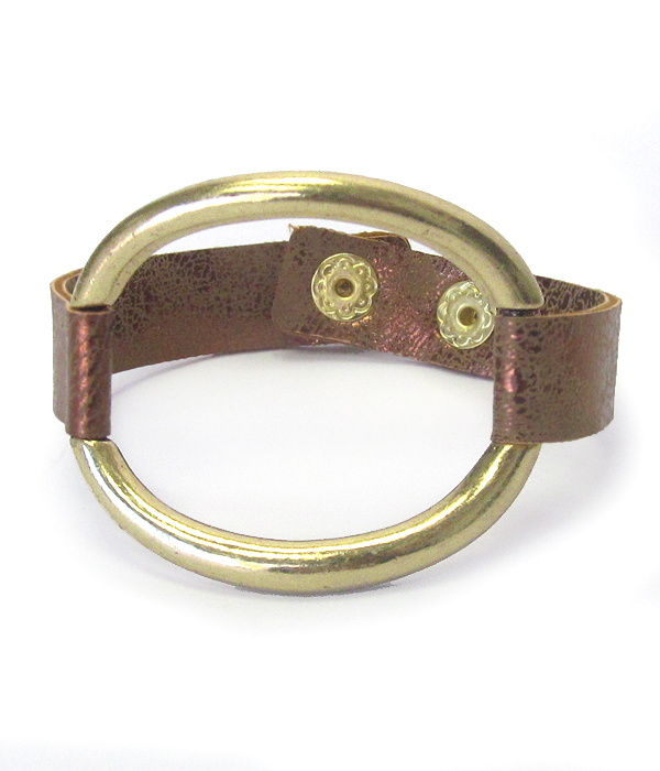 Metal ring leatherette band bracelet