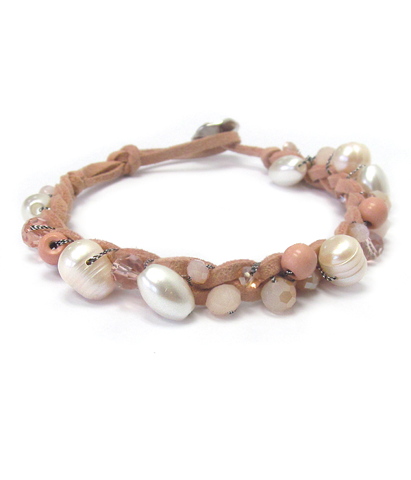 FRESHWATER PEARL AND GLASS BEAD LEATHER BAND BRACELET