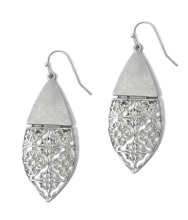 Metal filigree earring