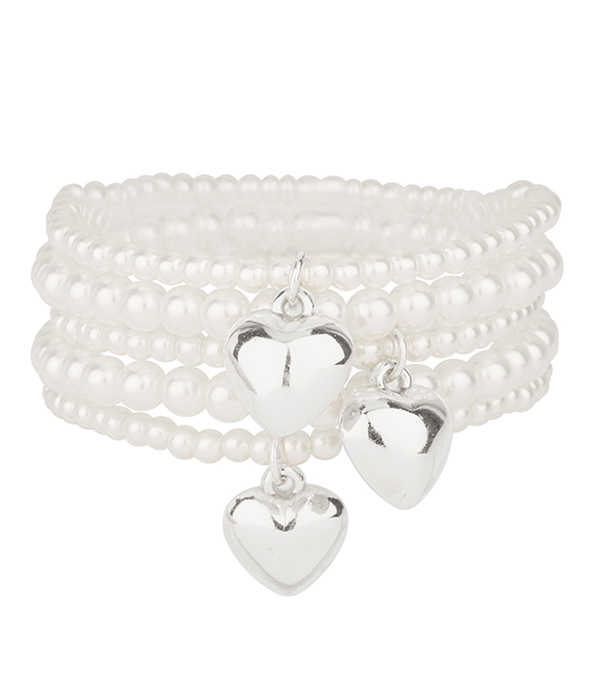 Triple puffy heart charm and multi pearl stretch bracelet set