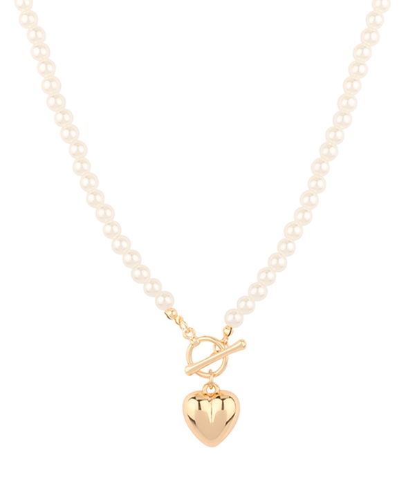 Puffy heart and pearl chain toggle necklace