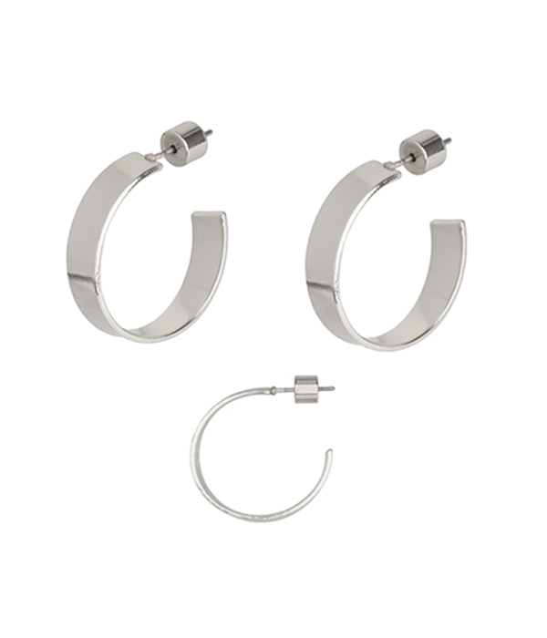 Metal hoop earring