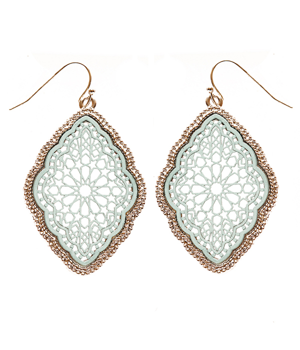 METAL FILIGREE EARRING