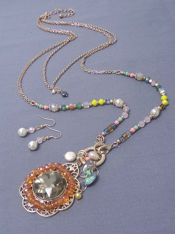 Facet glass on metal filigree disk pendant and multi pearl and glass bead long necklace earring set