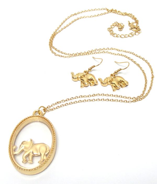 Metal chain with floating elephant charm oval glass pendant long necklace set 
