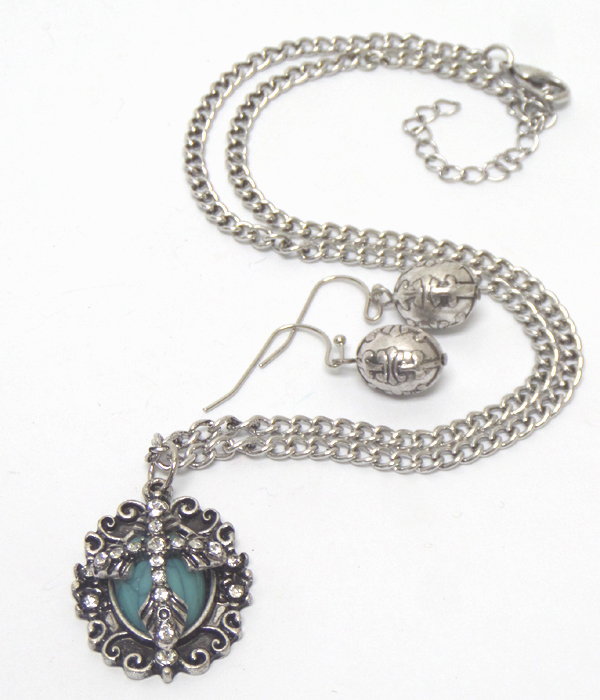 Cross pendant with crystals necklace set
