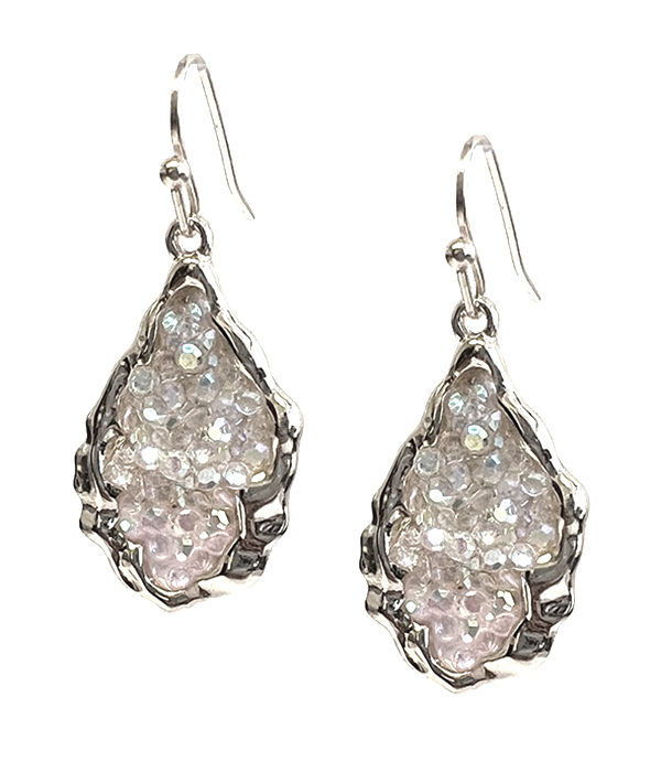 Teardrop druzy earring