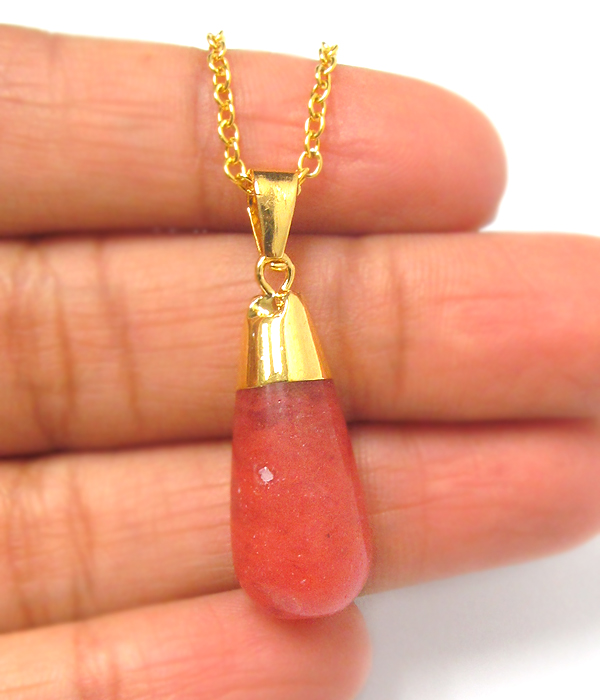 Semi precious stone terardrop quartz pendant necklace