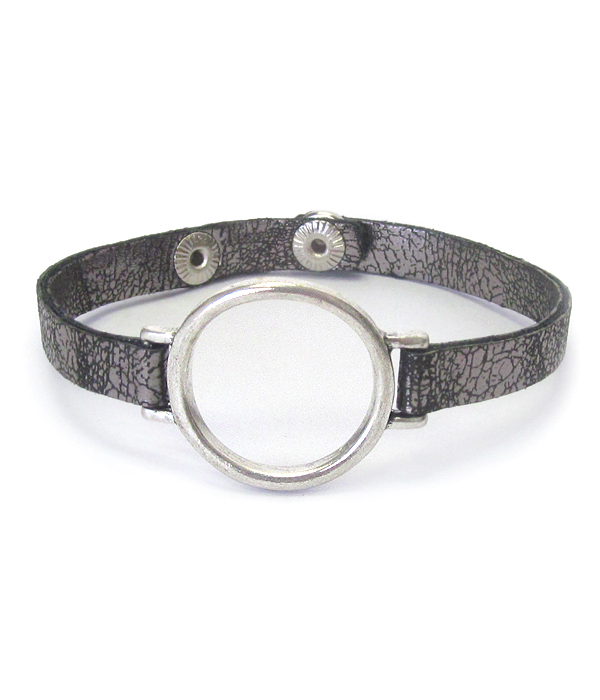 Metal ring leatherette band bracelet