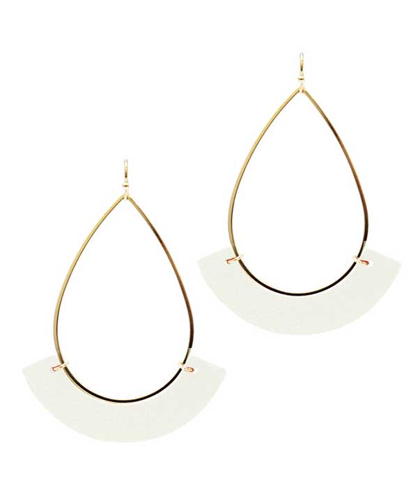 LEATHERETTE AND WIRE TEARDROP EARRING