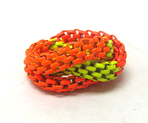 Color metal chain interlink ring