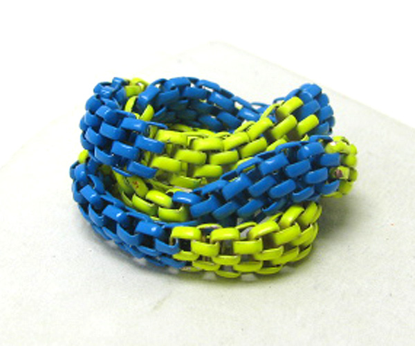 Color metal chain interlink ring