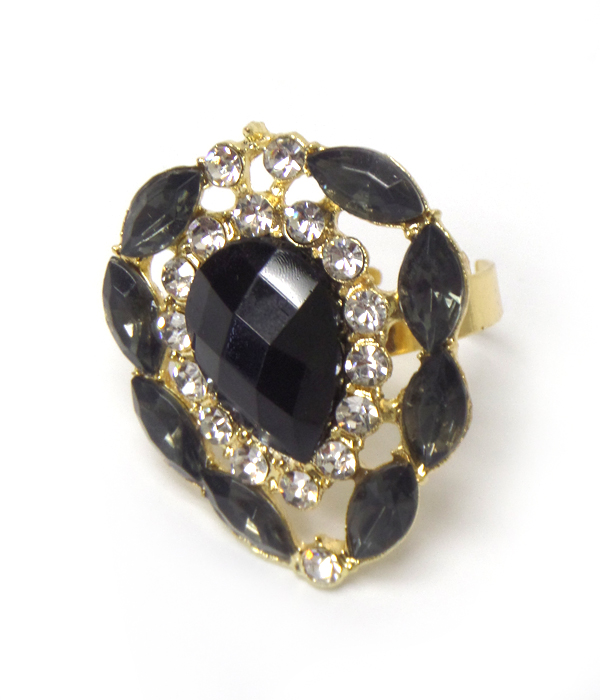 Multi size linked crystals ring 