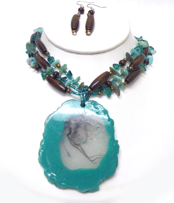 Large flat stone pendant mixed chip stone necklace set