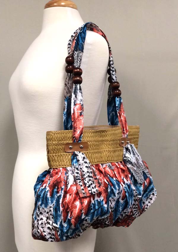 Watercoloring paint and polyester zipper top bag