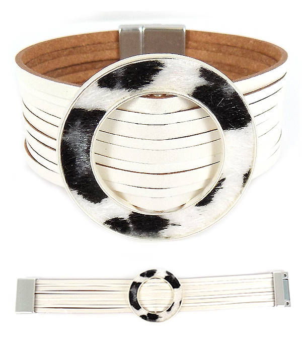 Animal print ring and multi layer leatherette magnetic bracelet