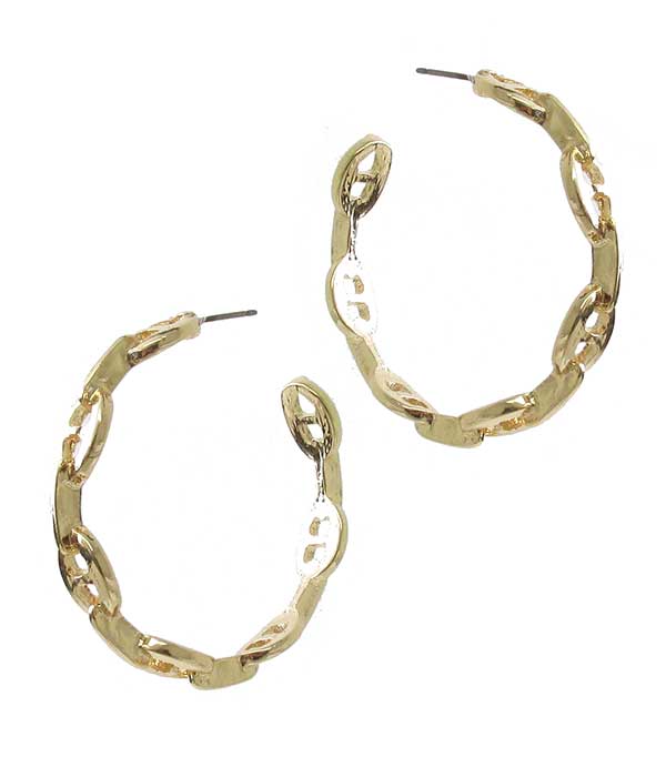 METAL CHAIN HOOP EARRING