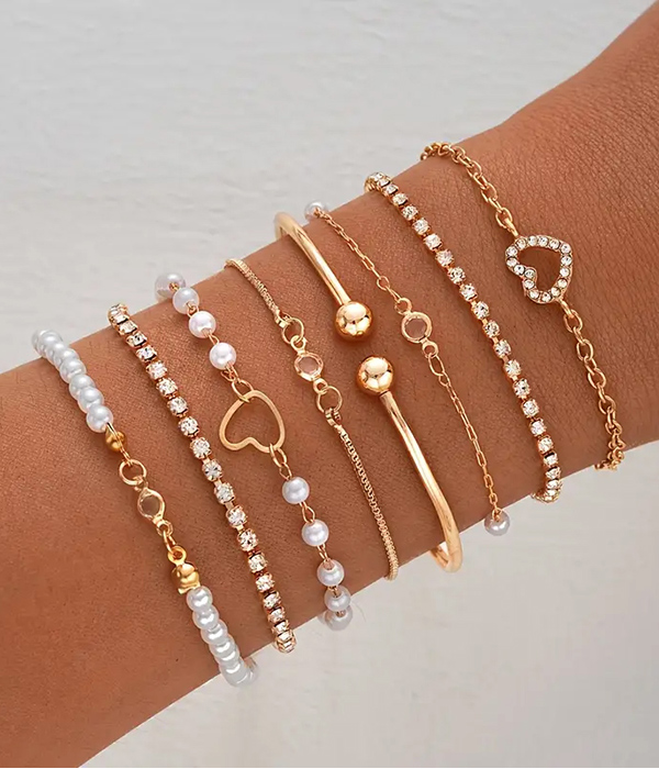 Mix chain and bangle 8 piece bracelet set - heart