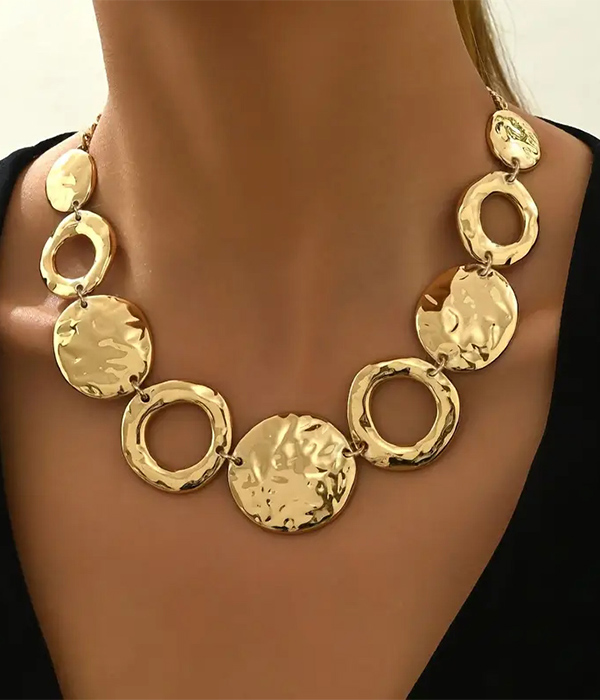 Hammerd multi disk and hoop link necklace