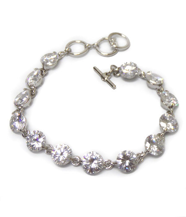 Cubic zirconia link toggle bracelet