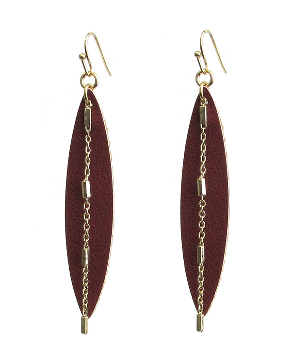 Metal chain and leatherette earring