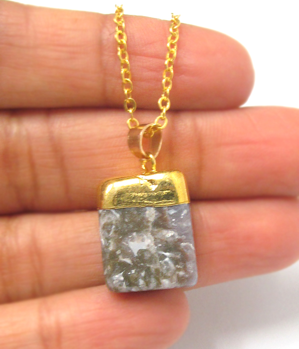 Semi precious candy quartz pendant necklace