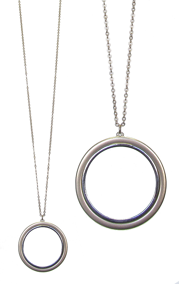 Metal hoop pendant long necklace