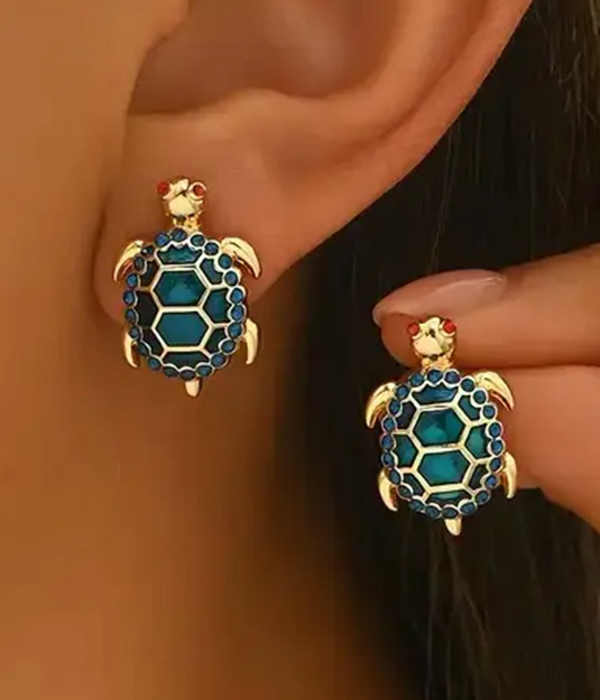 Turtle earring