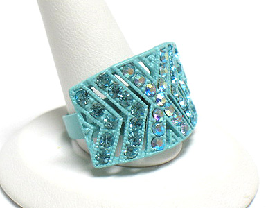 Crystal and colored metal adjustable fashion ring