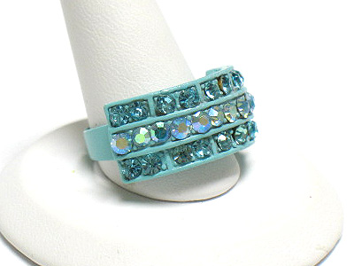 Crystal and colored metal adjustable fashion ring