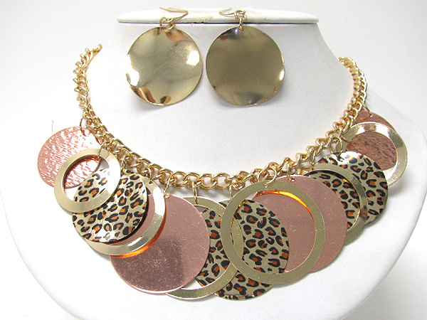 Multi metal disk leopard print chain necklace earring set